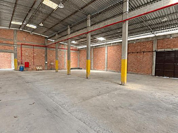 Pavilh�o | Loca��o, 800m� - Canoas RS
